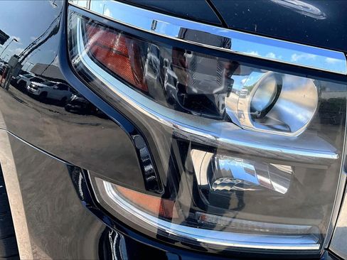 Used 2018 Chevrolet Tahoe Premier RWD image 28