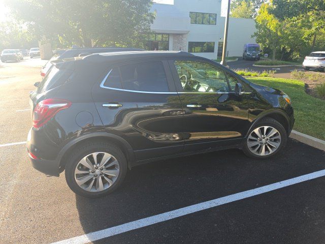 Used 2019 Buick Encore Preferred w/ Safety Package AWD/4WD image 4