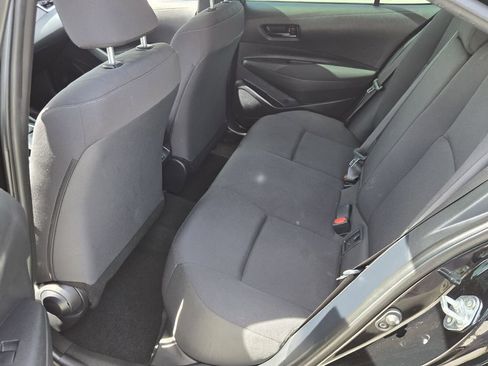 Used 2024 Toyota Corolla LE FWD image 11