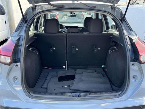 Used 2024 Nissan Kicks SV image 7
