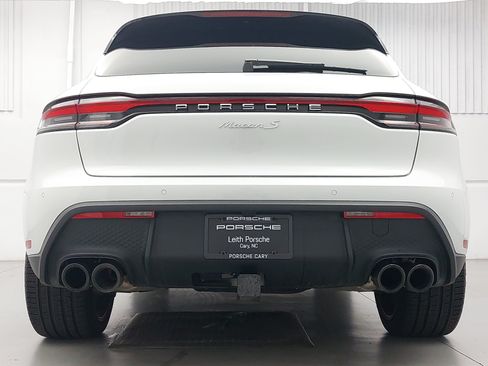 Certified 2025 Porsche Macan S AWD/4WD image 6