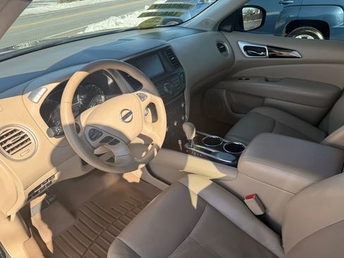 Used 2013 Nissan Pathfinder SL w/ SL Premium Pkg image 22