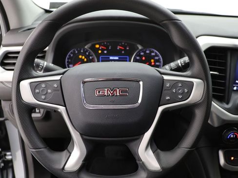 Used 2023 GMC Acadia SLE w/ Driver Convenience Package image 17