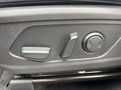 Used 2021 Kia Sorento S w/ Panoramic Sunroof Package image 30