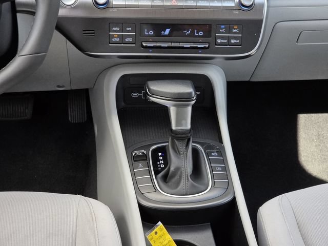 Used 2025 Hyundai Kona SEL AWD/4WD image 17