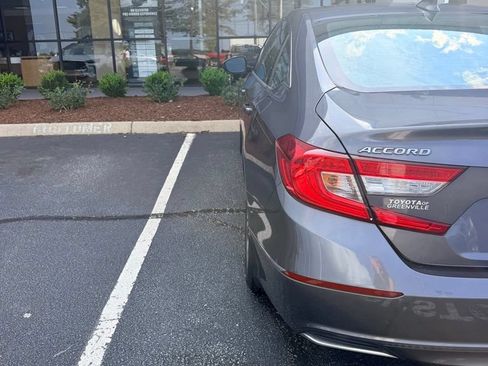 Used 2018 Honda Accord EX-L image 4