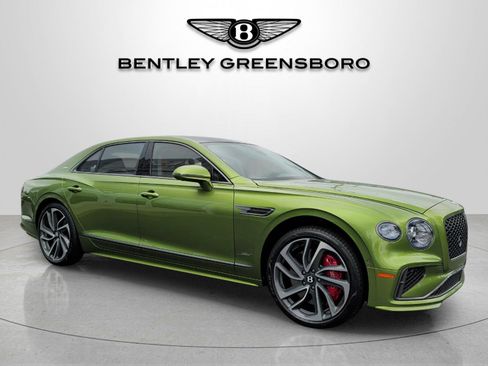 New 2025 Bentley Flying Spur Plug-In Hybrid AWD/4WD image 16