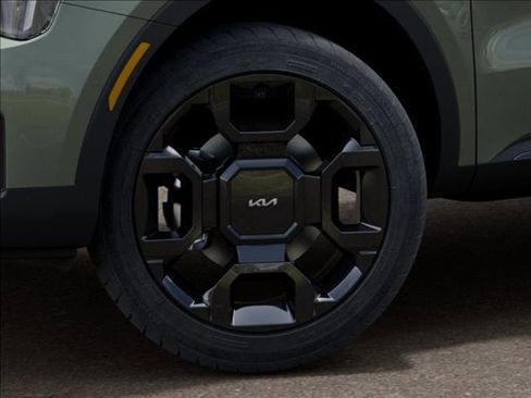 New 2026 Kia Sorento SX Prestige w/ Olive Brown Leather Package image 9