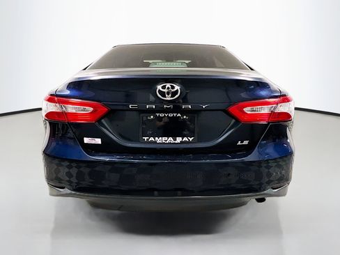 Used 2018 Toyota Camry LE FWD image 6