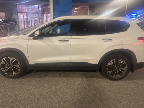 Used 2020 Hyundai Santa Fe Limited image 7