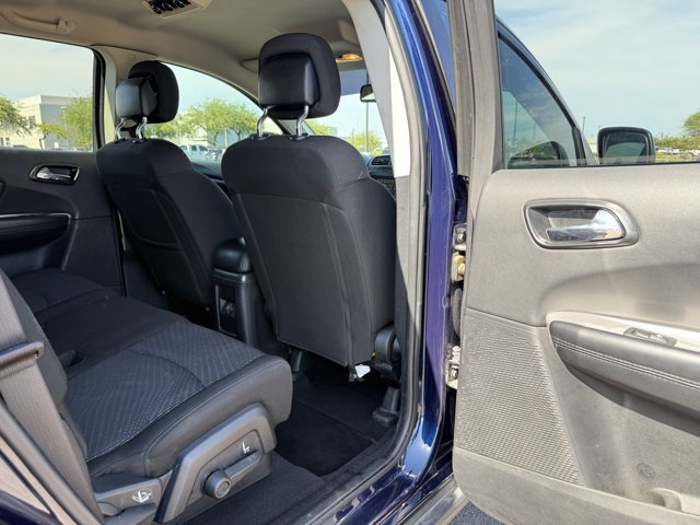 Used 2019 Dodge Journey SE FWD image 21