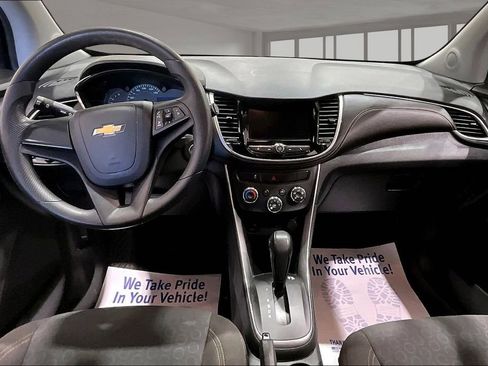 Used 2018 Chevrolet Trax LS FWD image 15