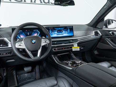 New 2026 BMW X7 xDrive40i image 16