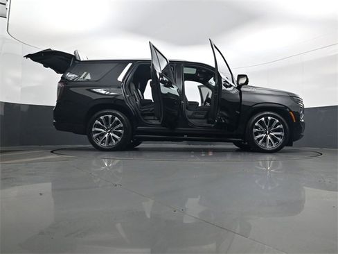 Certified 2025 Chevrolet Tahoe High Country image 34