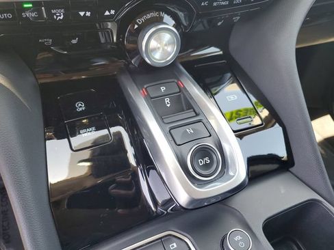 Used 2022 Acura MDX SH-AWD image 26
