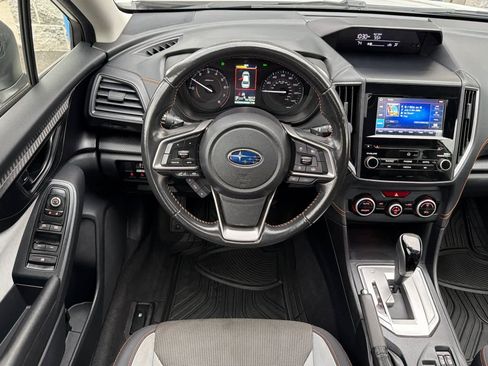 Used 2023 Subaru Crosstrek 2.0i Premium image 16