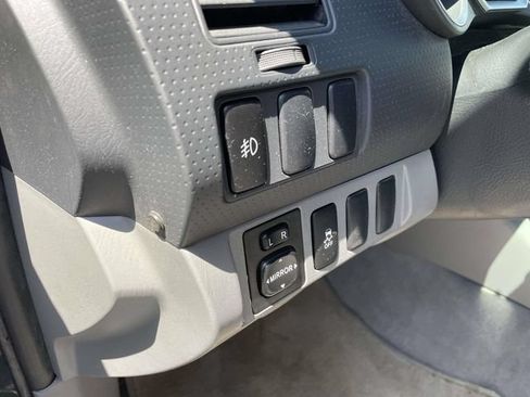 Used 2011 Toyota Tacoma PreRunner w/ SR5 Pkg #2 RWD image 20