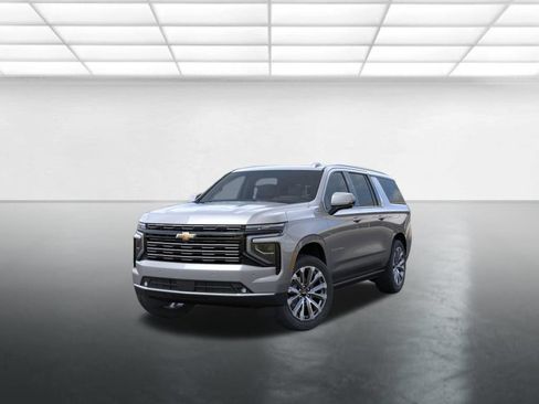 New 2026 Chevrolet Suburban High Country AWD/4WD image 9