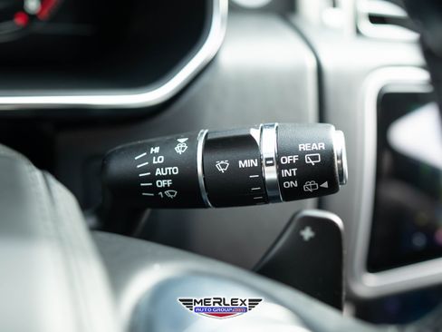 Used 2018 Land Rover Range Rover Long Wheelbase Supercharged image 29