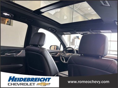 Certified 2023 Cadillac XT6 Premium Luxury image 33