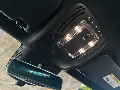 Certified 2025 Mercedes-Benz GLA 250 image 23