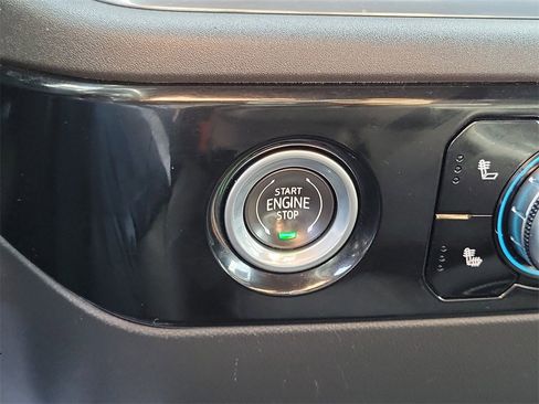 Used 2023 GMC Sierra 1500 Elevation image 17