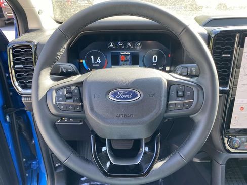 New 2026 Ford Ranger Lariat w/ FX4 Off-Road Package AWD/4WD image 16