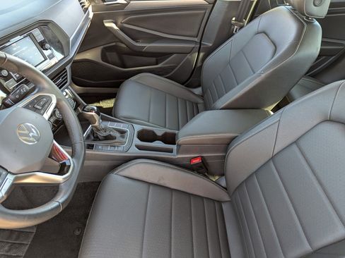 Used 2024 Volkswagen Jetta SE image 26