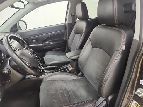 Used 2023 Mitsubishi Outlander Sport AWD image 14