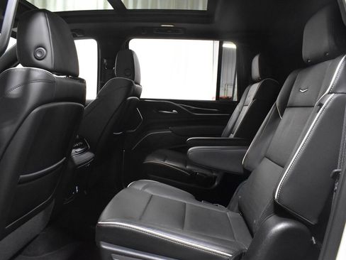 Used 2023 Cadillac Escalade ESV Premium Luxury w/ LPO, Floor Liner Package AWD/4WD image 8