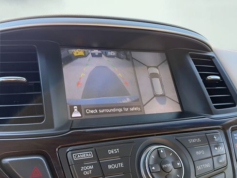 Used 2015 Nissan Pathfinder Platinum w/ Cargo Package FWD image 51