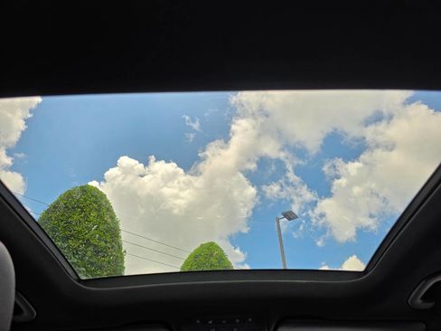 Used 2016 Mercedes-Benz C 450 AMG image 30