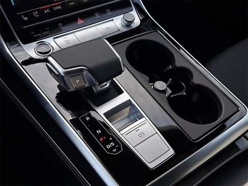 New 2026 Audi Q8 Premium Plus image 15