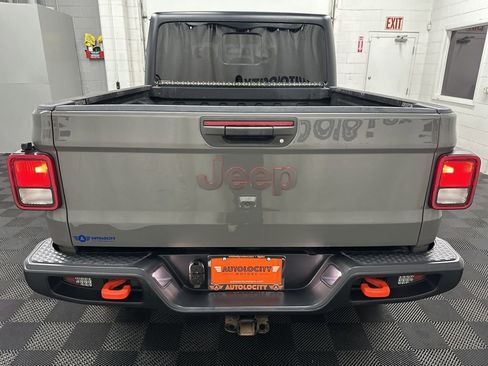 Used 2022 Jeep Gladiator Mojave w/ Cold Weather Group AWD/4WD image 9