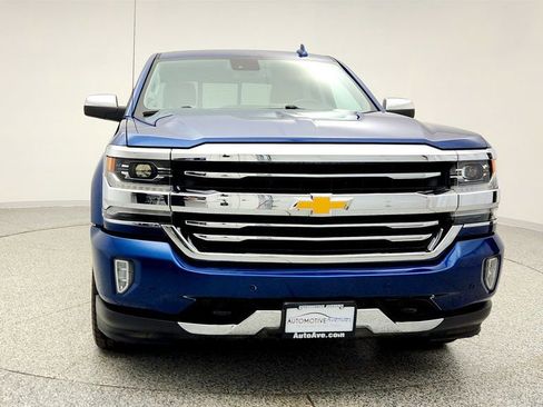 Used 2017 Chevrolet Silverado 1500 High Country image 2