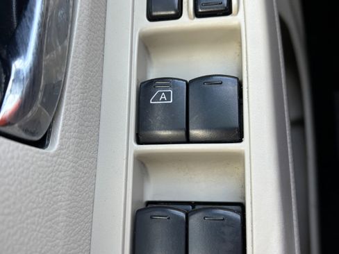 Used 2014 Subaru Impreza 2.0i Premium w/ All-Weather Package w/CVT image 17