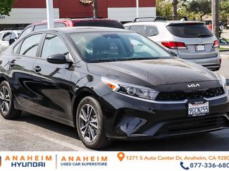 Used 2023 Kia Forte LXS video 1