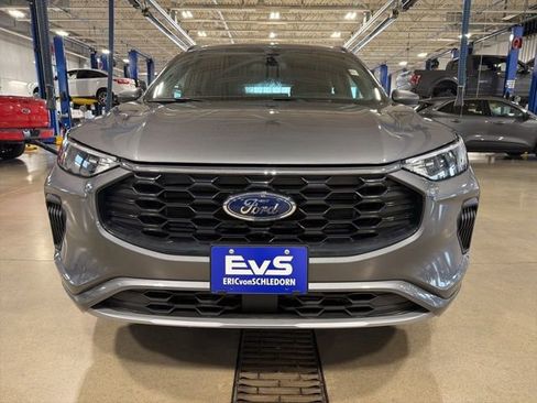 Used 2024 Ford Escape ST-Line w/ Tech Pack #1 image 9