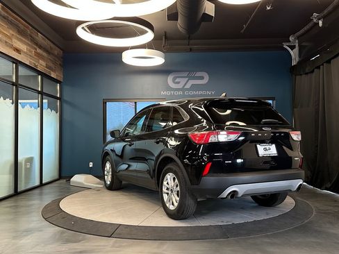 Used 2020 Ford Escape SE AWD/4WD image 5