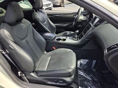 Used 2020 INFINITI Q60 3.0t Luxe w/ Essential Package RWD image 22