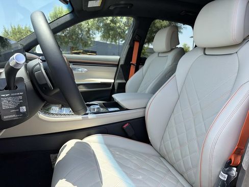 New 2026 Genesis GV70 3.5T Sport Prestige AWD/4WD image 11