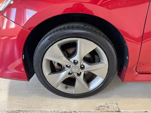 Used 2012 Toyota Camry LE image 13