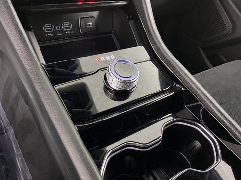 Used 2023 Jeep Grand Cherokee L Laredo image 33