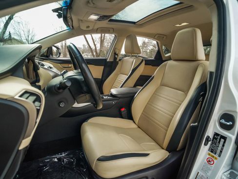 Used 2015 Lexus NX 300h AWD w/ Premium Package image 12