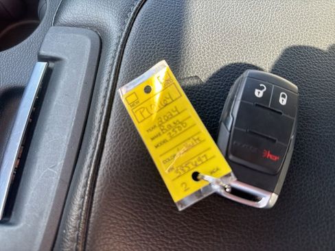 Used 2024 RAM 2500 Big Horn w/ Bed Utility Group image 21