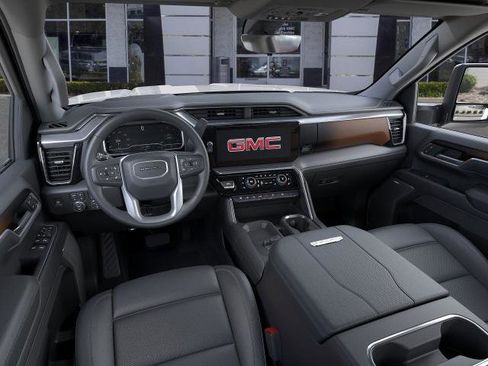 New 2026 GMC Sierra 2500 Denali w/ Denali Reserve Package image 15
