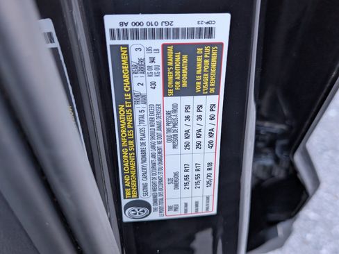 Used 2024 Volkswagen Taos S image 35