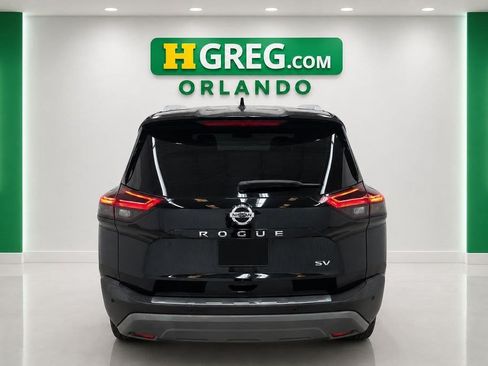 Used 2021 Nissan Rogue SV w/ Premium Package FWD image 8