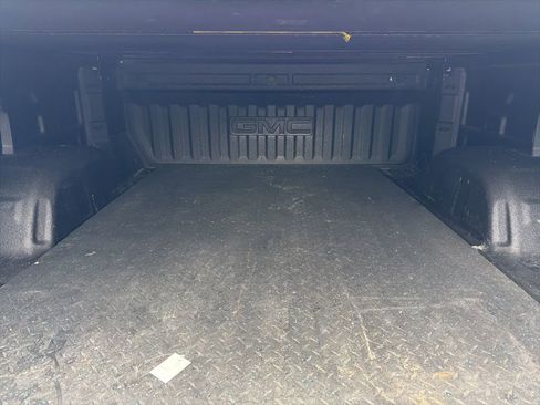 Used 2020 GMC Sierra 1500 SLT w/ SLT Premium Plus Package image 8