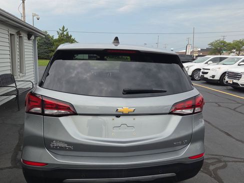 Used 2023 Chevrolet Equinox LT AWD/4WD image 5